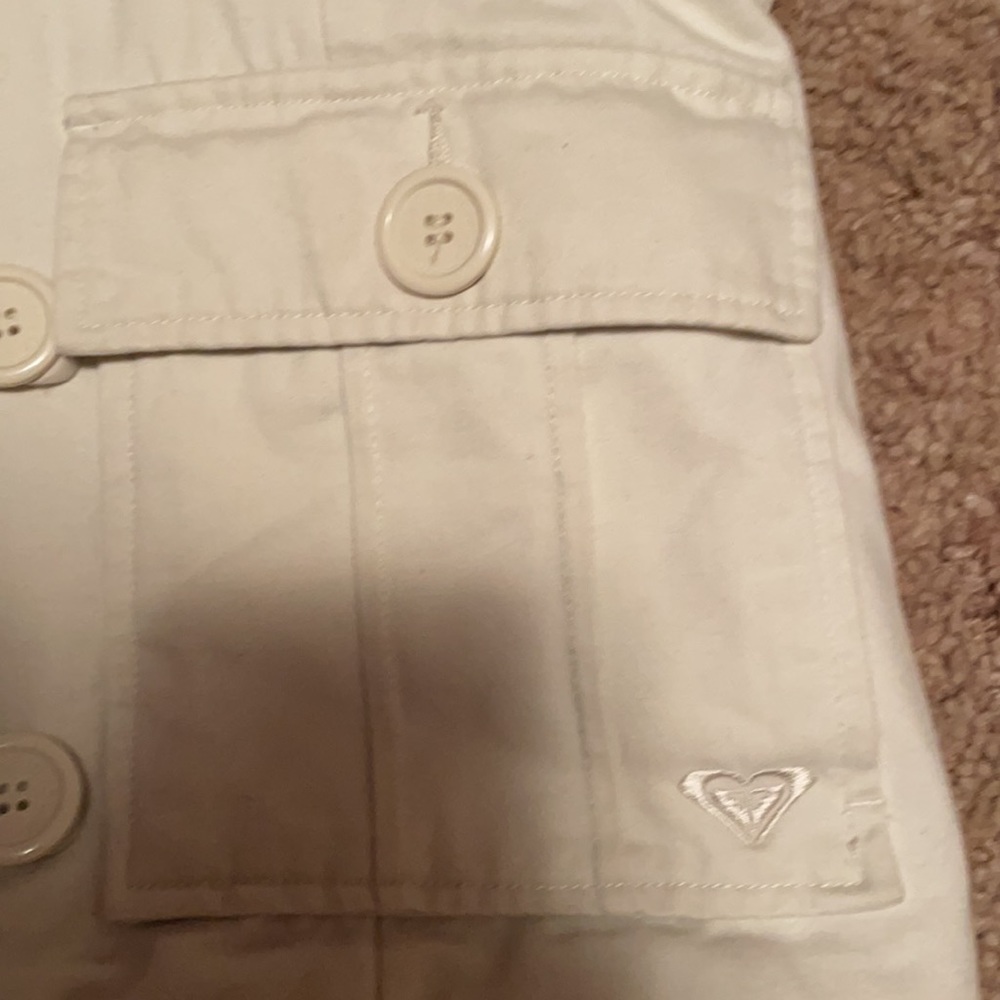 Roxy winter jacket in great condition. Size XL. - Picture 4 of 6